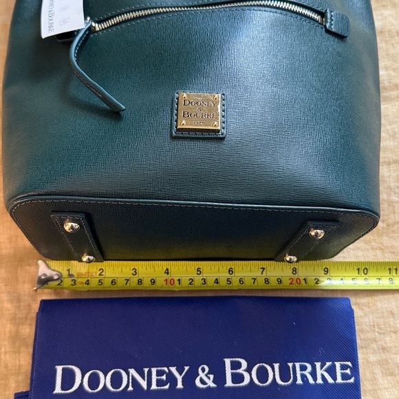 Dooney & Bourke drawstring saffiano bucket Bag - Picture 4 of 17